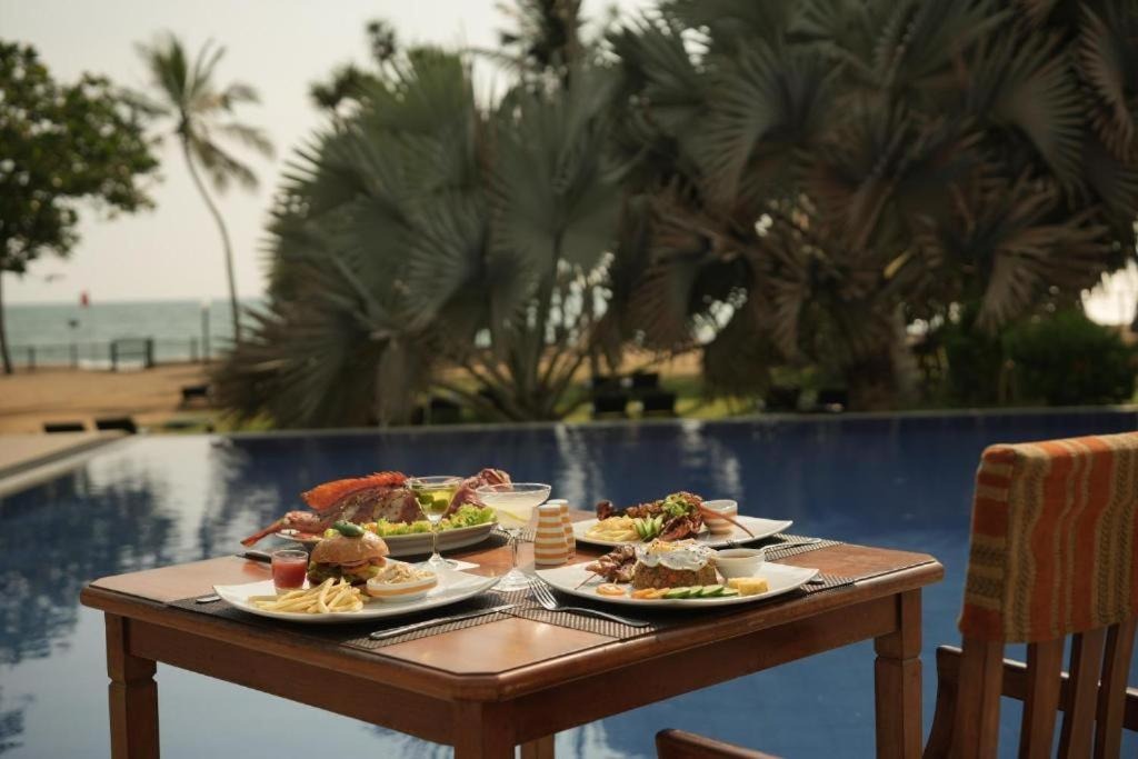 هتل هیبیسکاس بیچ